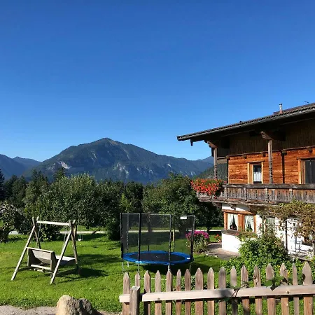 Schwarzenbergerhof 3*