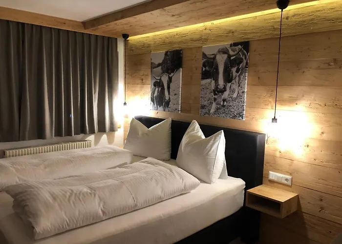 Schwarzenbergerhof Pensionat 3*