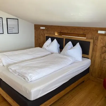 ゲストハウス Schwarzenbergerhof ライト・イム・アルプバッハタール