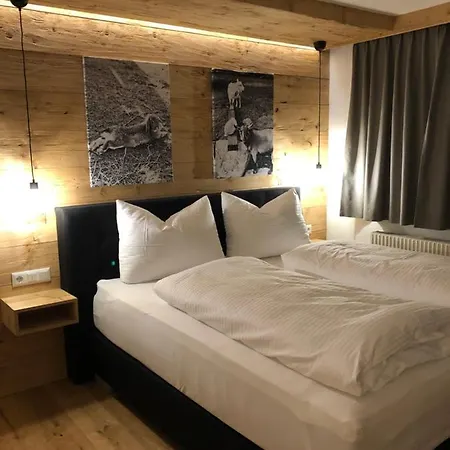 ゲストハウス Schwarzenbergerhof ライト・イム・アルプバッハタール